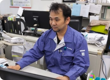 設計スタッフ